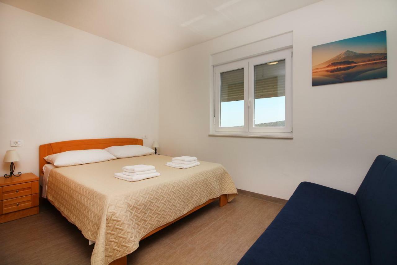 Apartmani Nejasmic Primošten Exterior foto