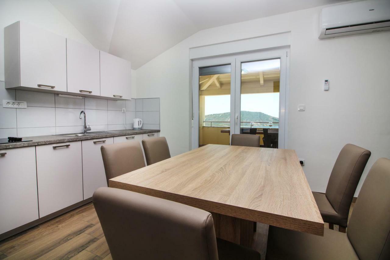 Apartmani Nejasmic Primošten Exterior foto